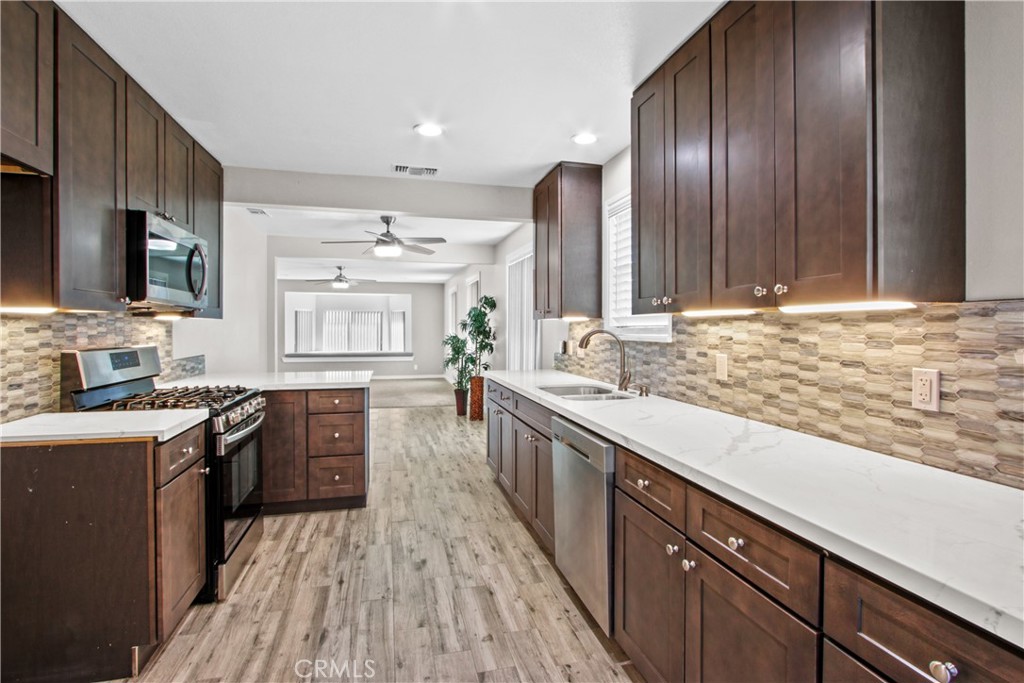 MLS #IV25181932 image #9