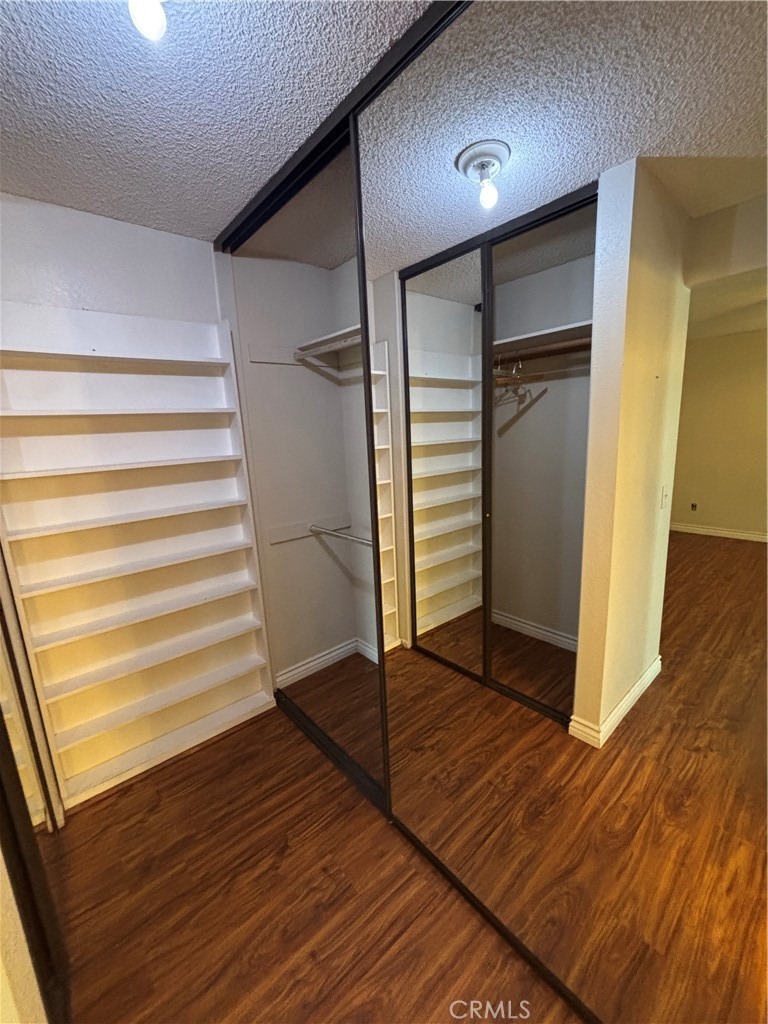 MLS #IV25182060 image #24