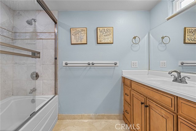 MLS #IV25182741 image #37