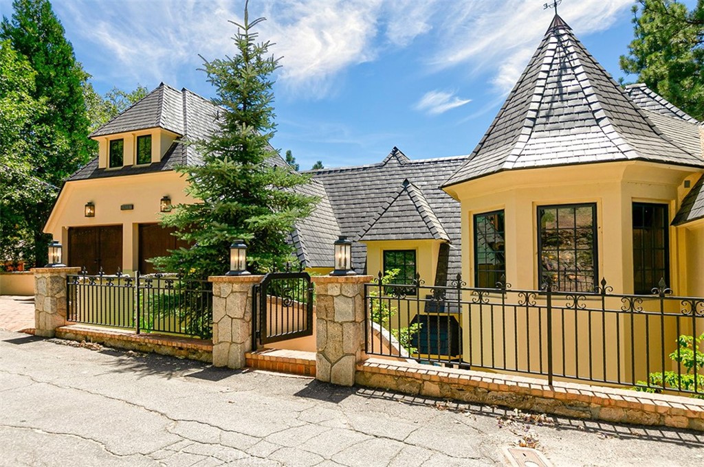 MLS #IV25183799 image #0