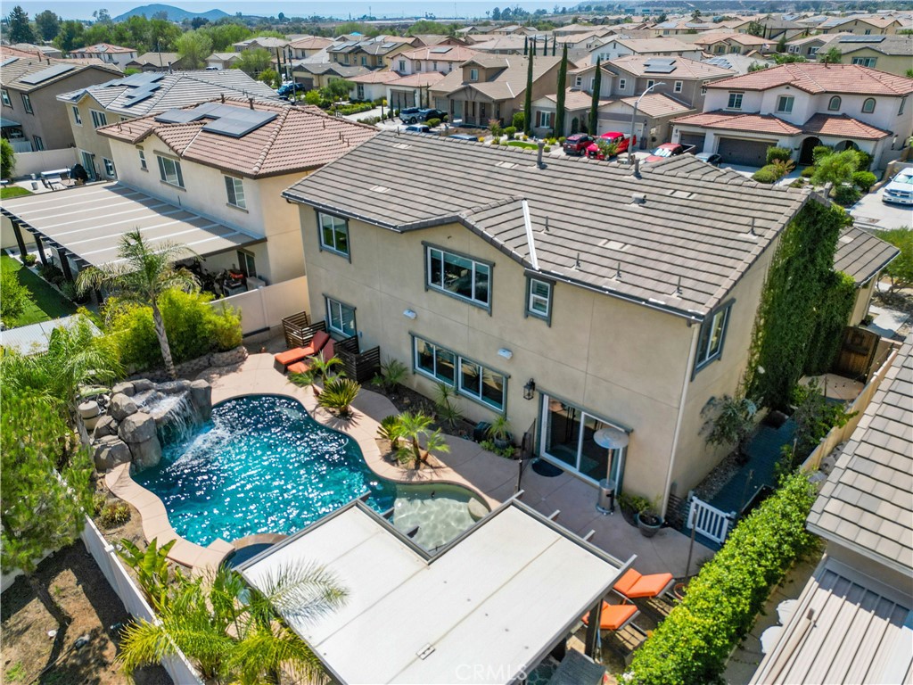 MLS #IV25185438 image #2