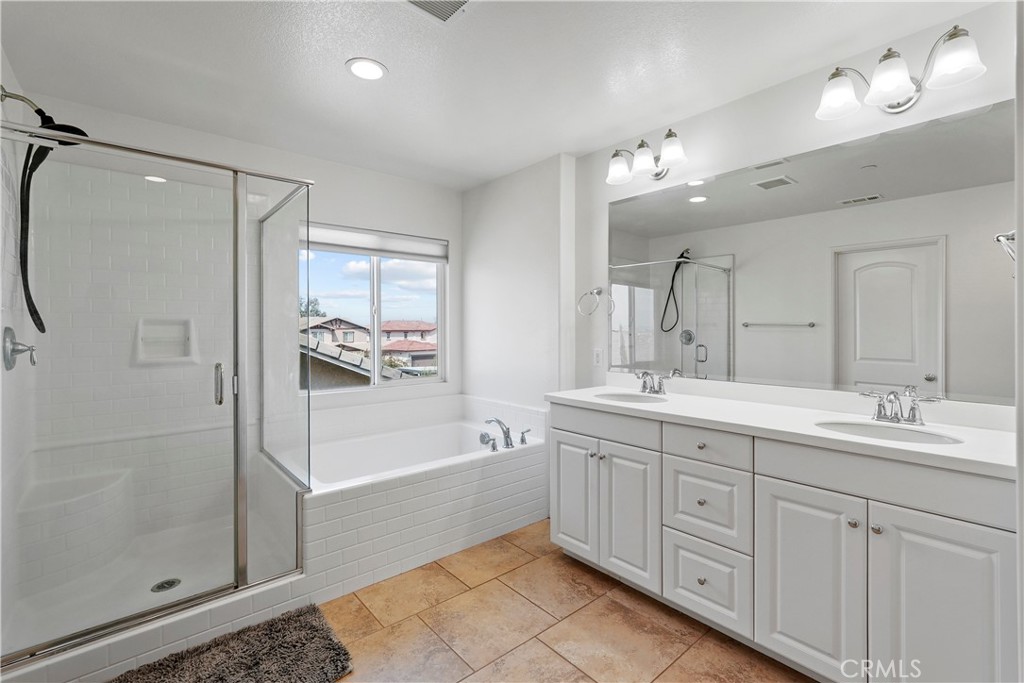 MLS #IV25185438 image #30