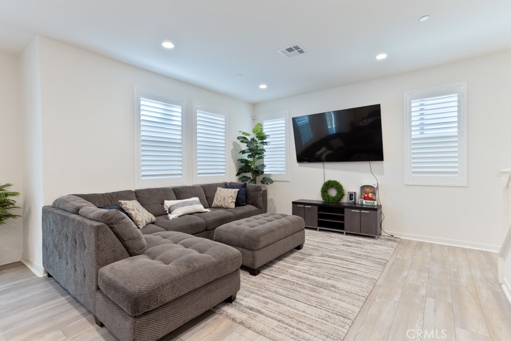 MLS #IV25186888 image #5