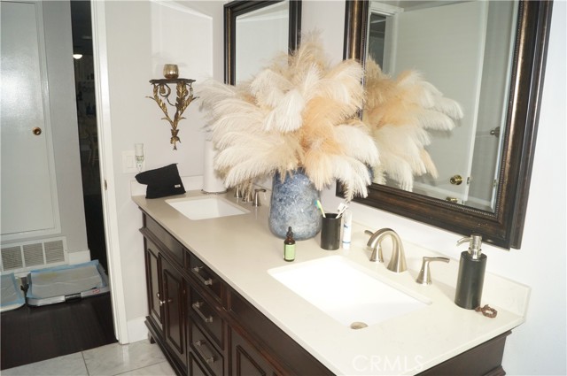 MLS #IV25186956 image #16