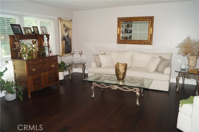 MLS #IV25186956 image #5