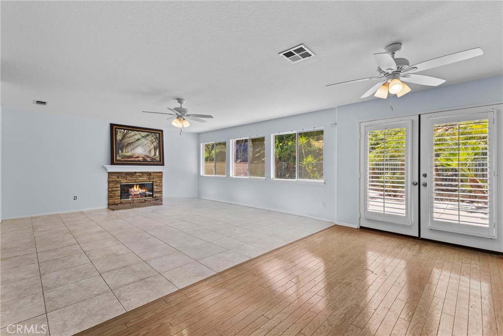 MLS #IV25187652 image #9