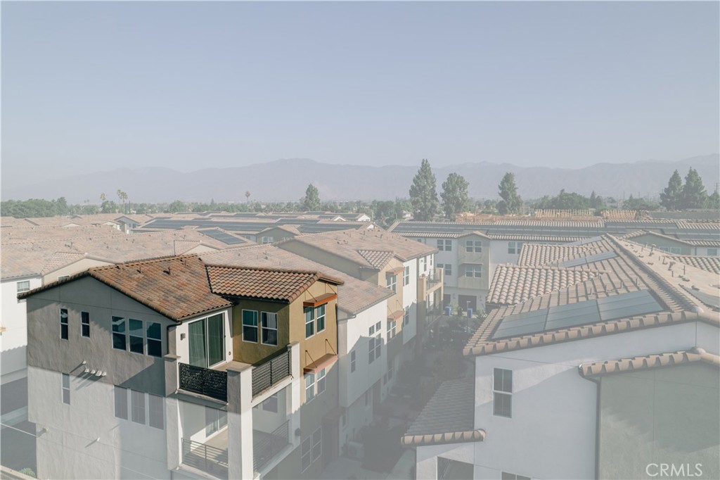 MLS #IV25189287 image #1