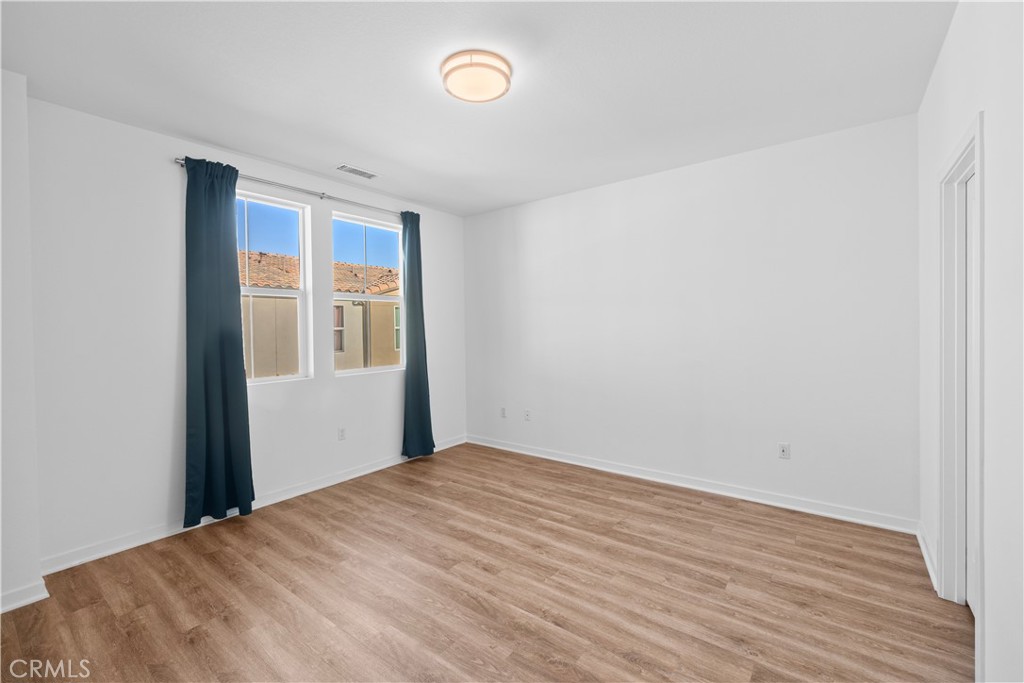 MLS #IV25189287 image #18