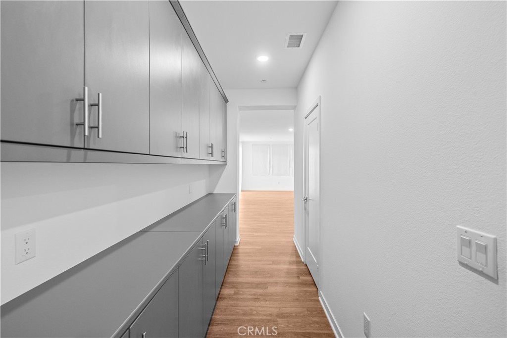 MLS #IV25189287 image #5