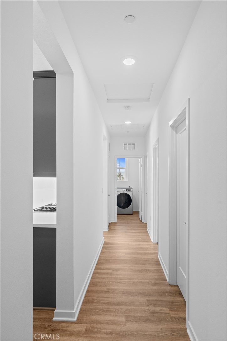 MLS #IV25189287 image #9