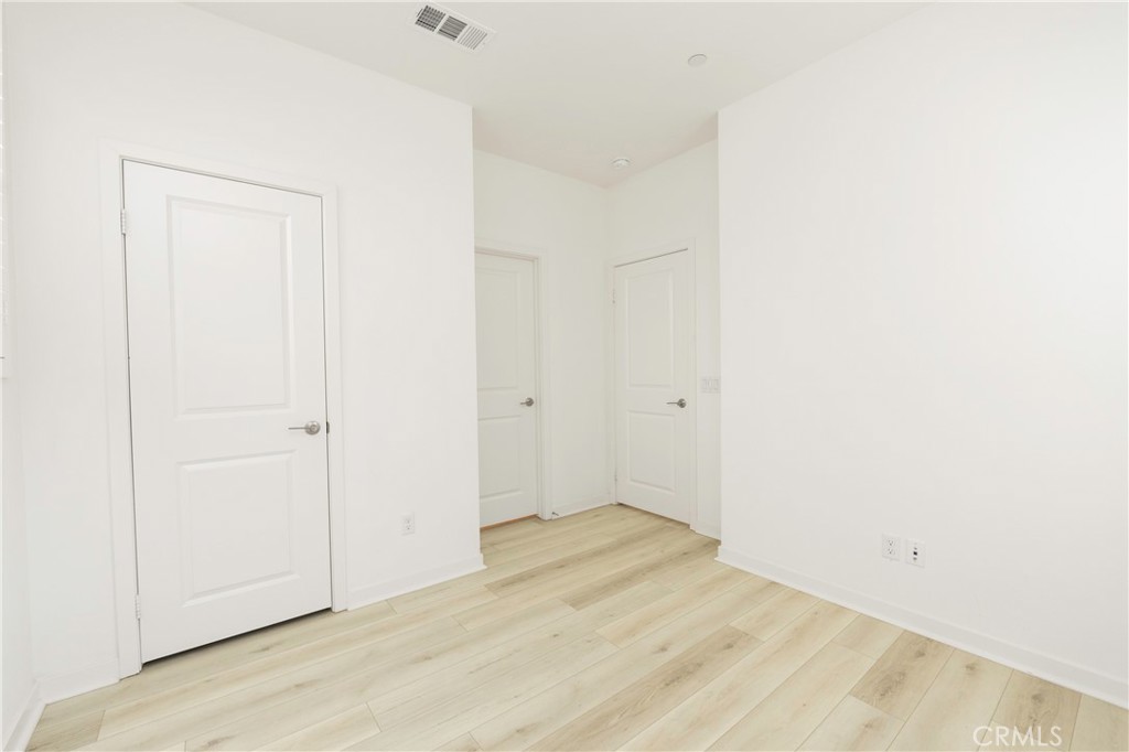 MLS #IV25189611 image #20