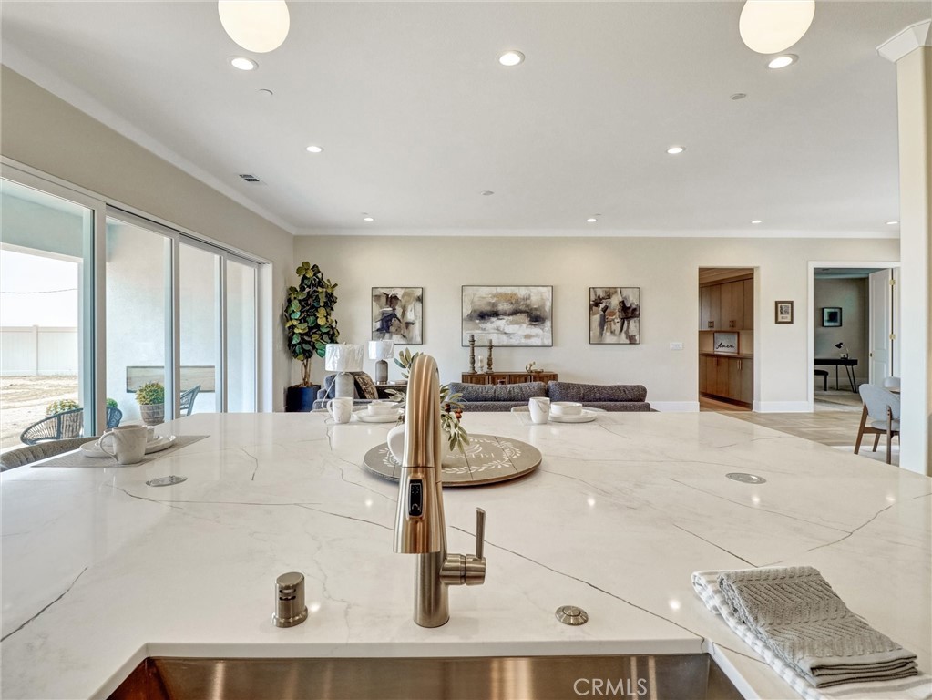 MLS #IV25190073 image #9