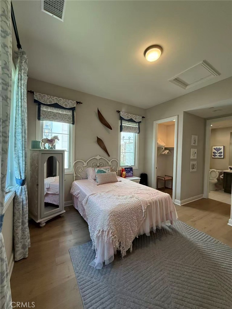 MLS #IV25190945 image #9