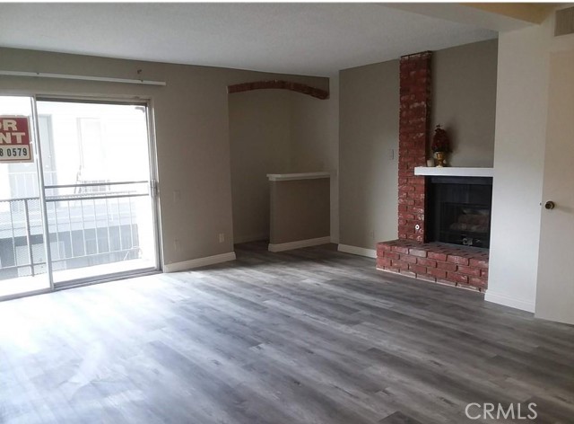 MLS #IV25191038 image #2