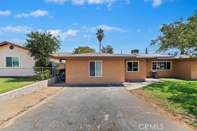 MLS #IV25191593 image #1