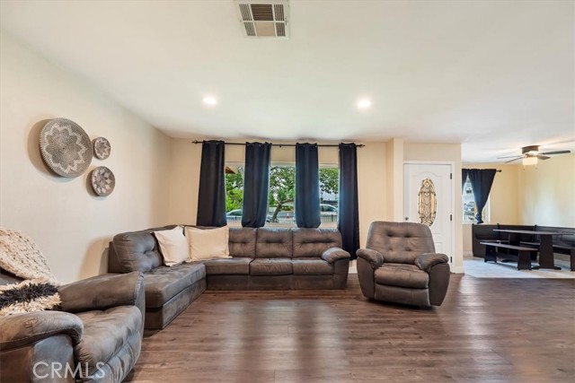 MLS #IV25191593 image #6