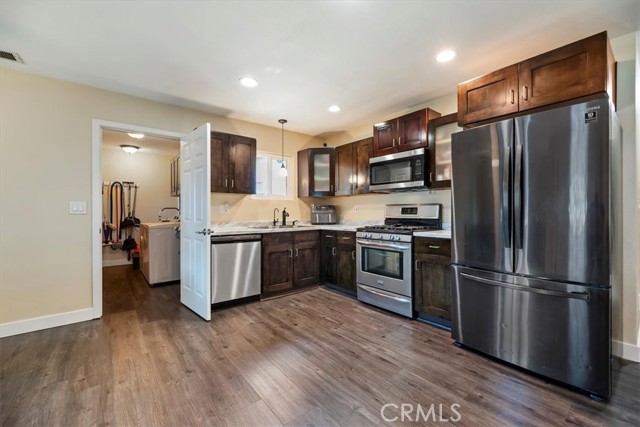 MLS #IV25191593 image #9