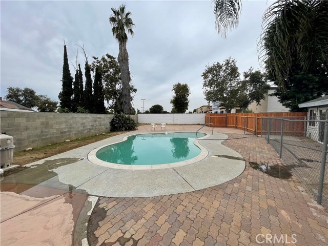 MLS #IV25192391 image #2