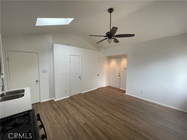 MLS #IV25192391 image #32