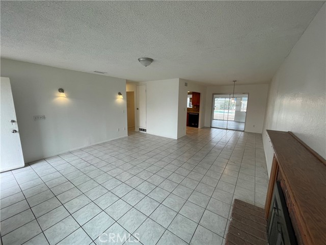 MLS #IV25192391 image #4