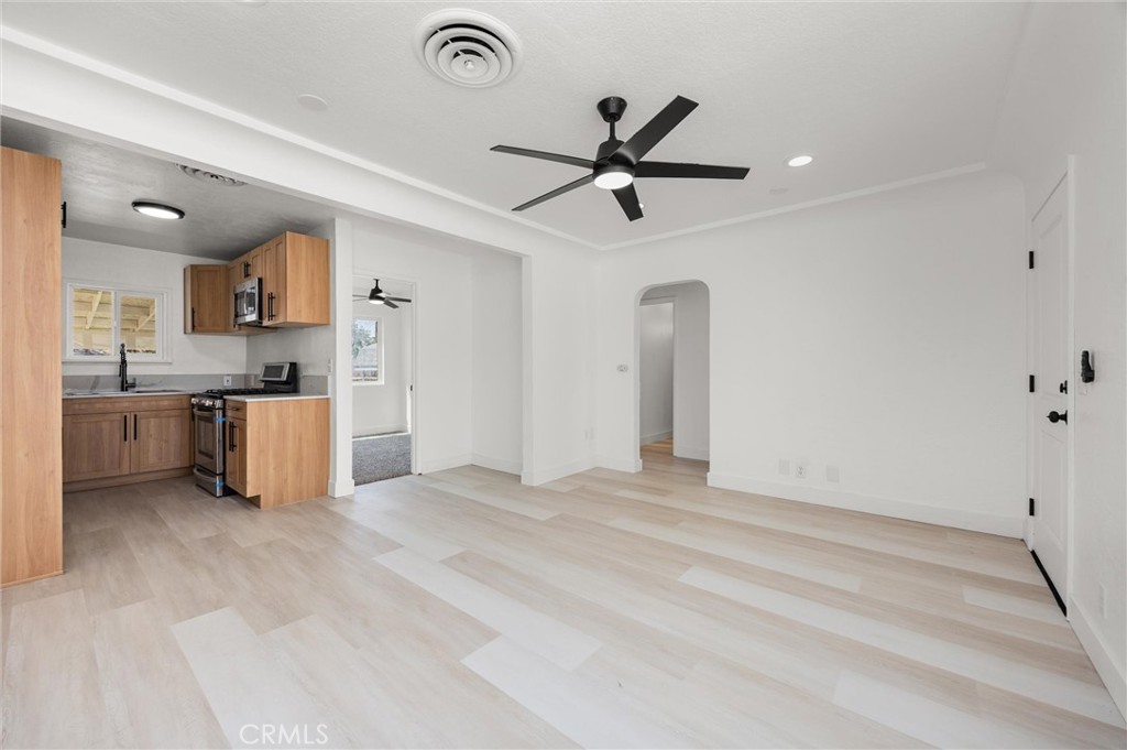 MLS #IV25192808 image #7