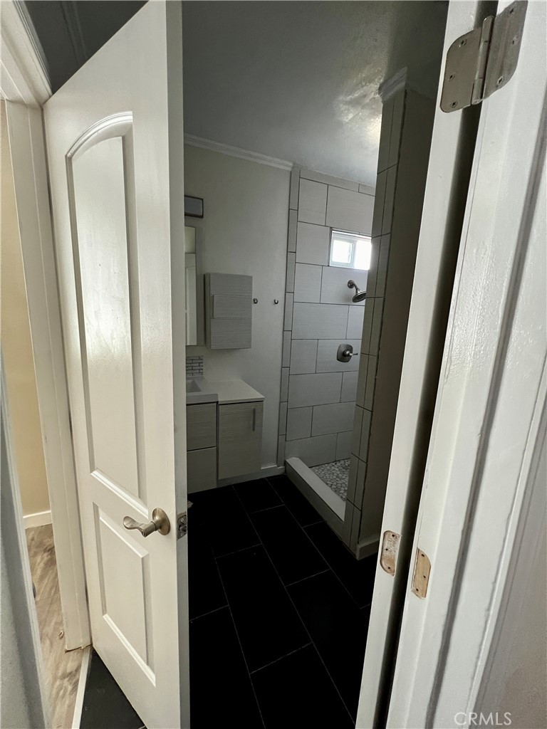 MLS #IV25192995 image #15