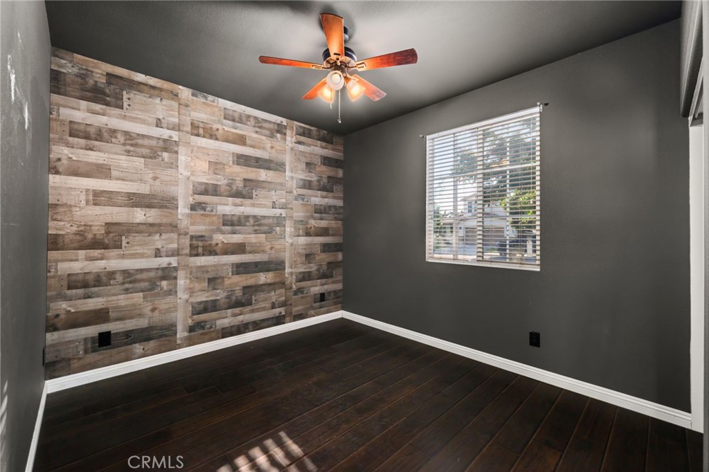 MLS #IV25193063 image #17