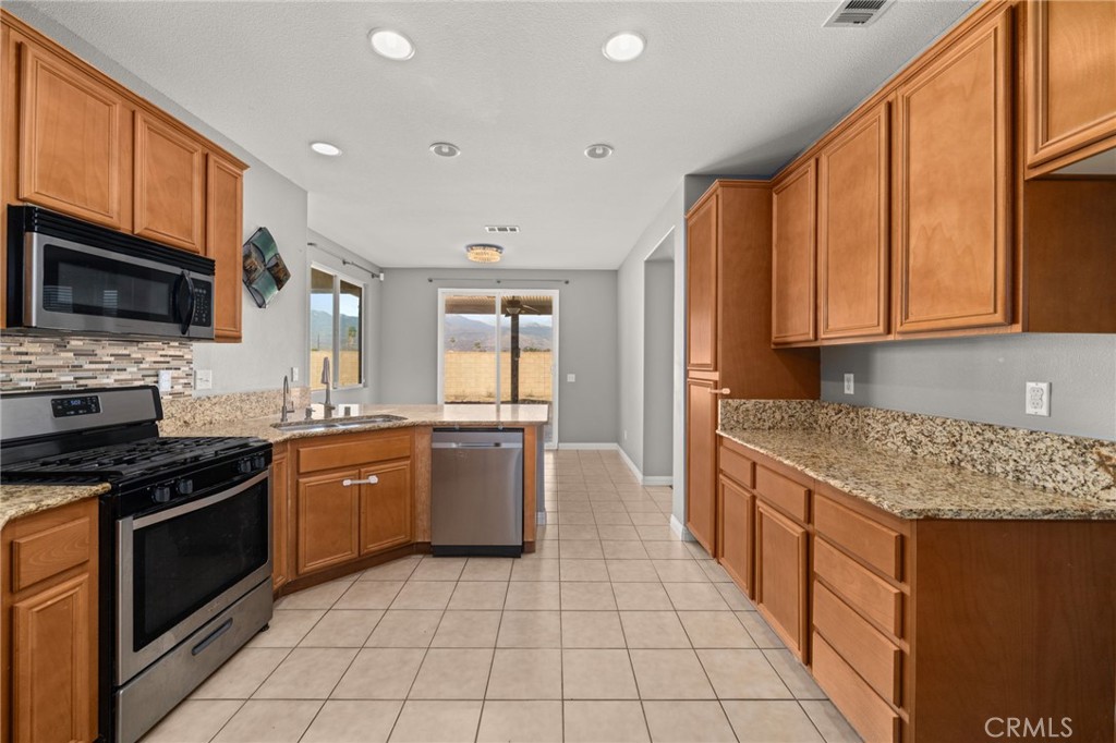 MLS #IV25193063 image #5