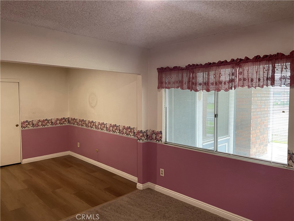 MLS #IV25193391 image #16