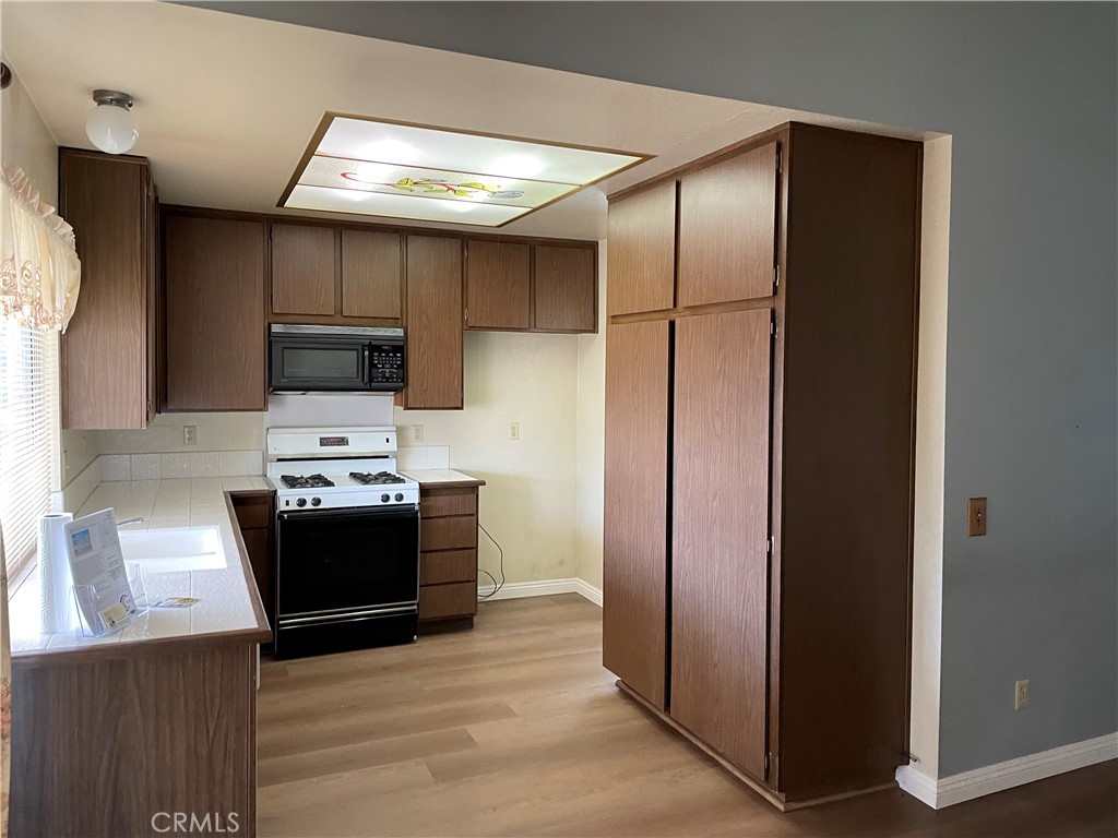 MLS #IV25193391 image #8