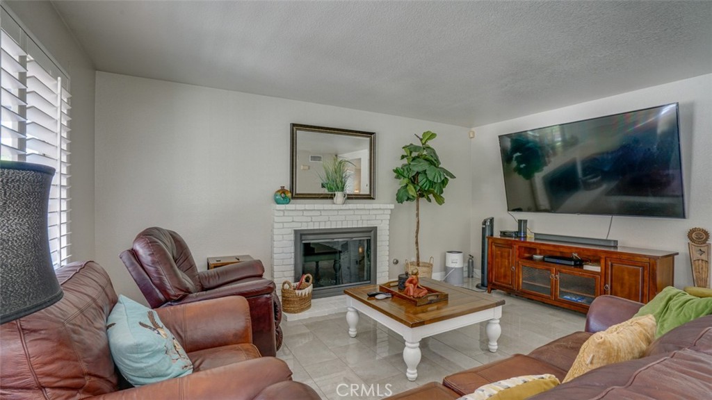 MLS #IV25193487 image #19