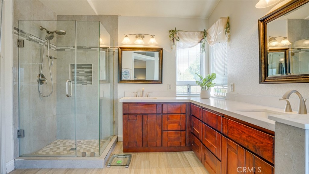 MLS #IV25193487 image #42