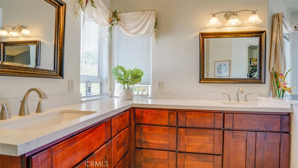 MLS #IV25193487 image #43