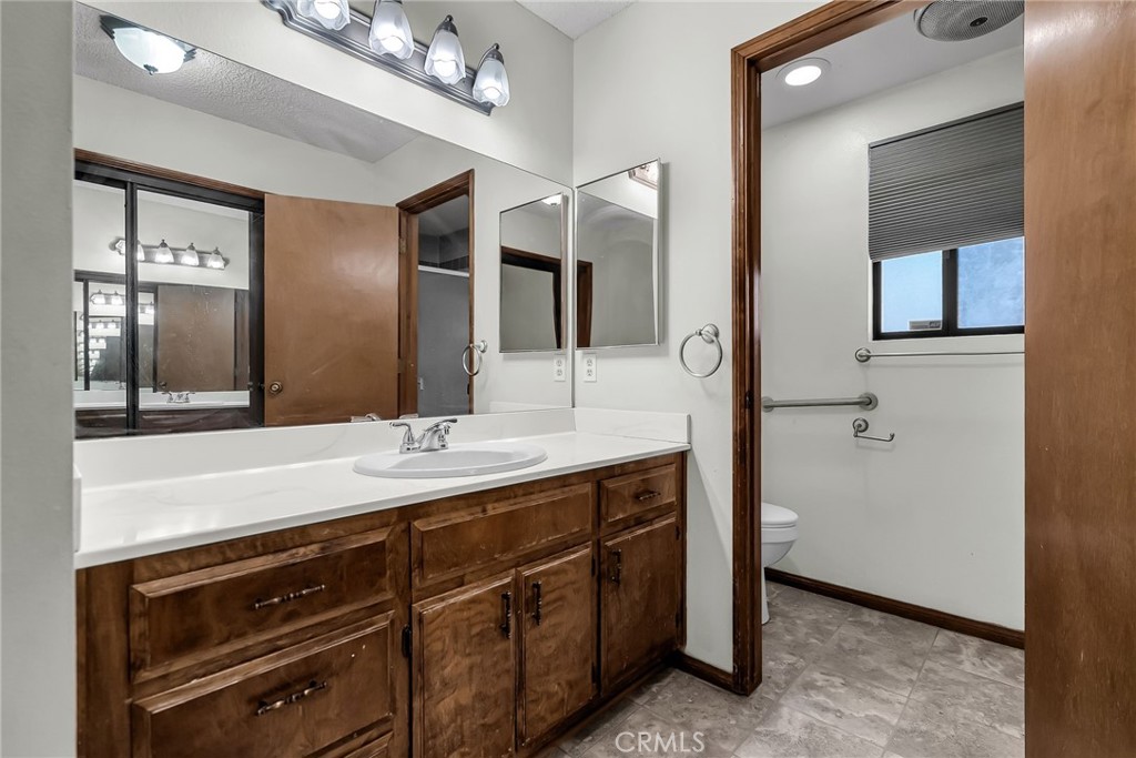 MLS #IV25194016 image #32