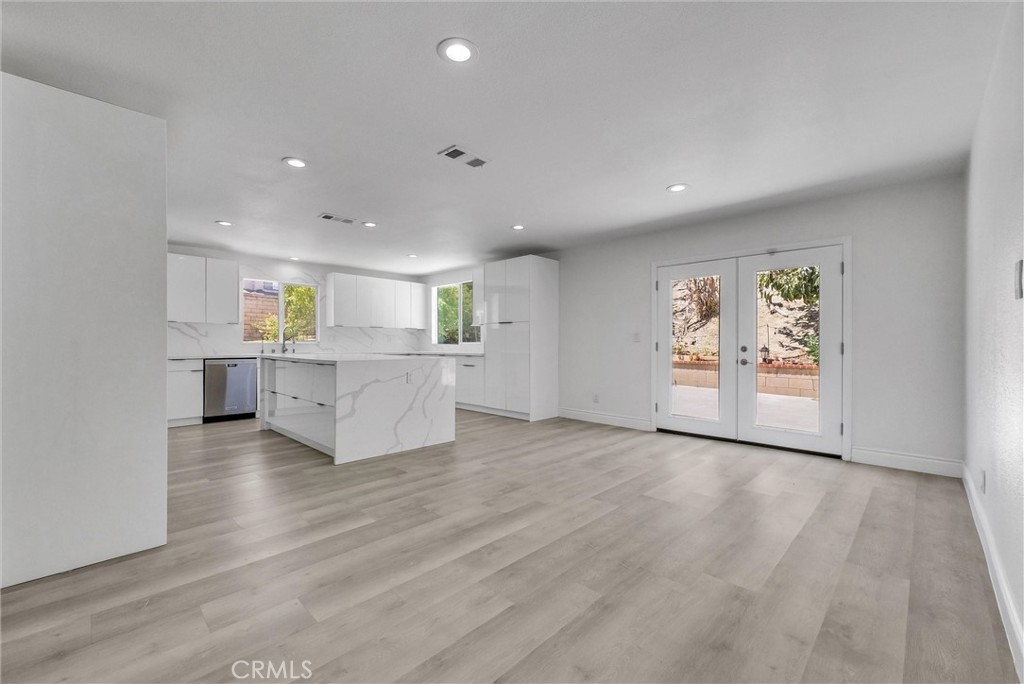 MLS #IV25195106 image #12