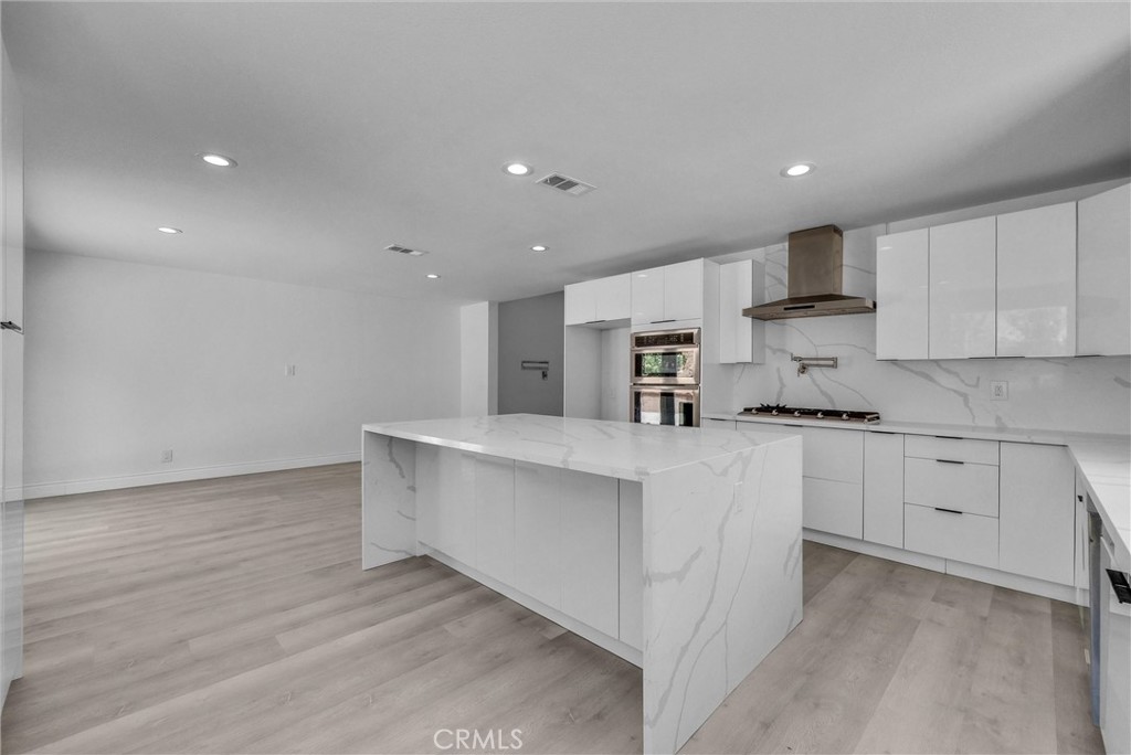 MLS #IV25195106 image #15