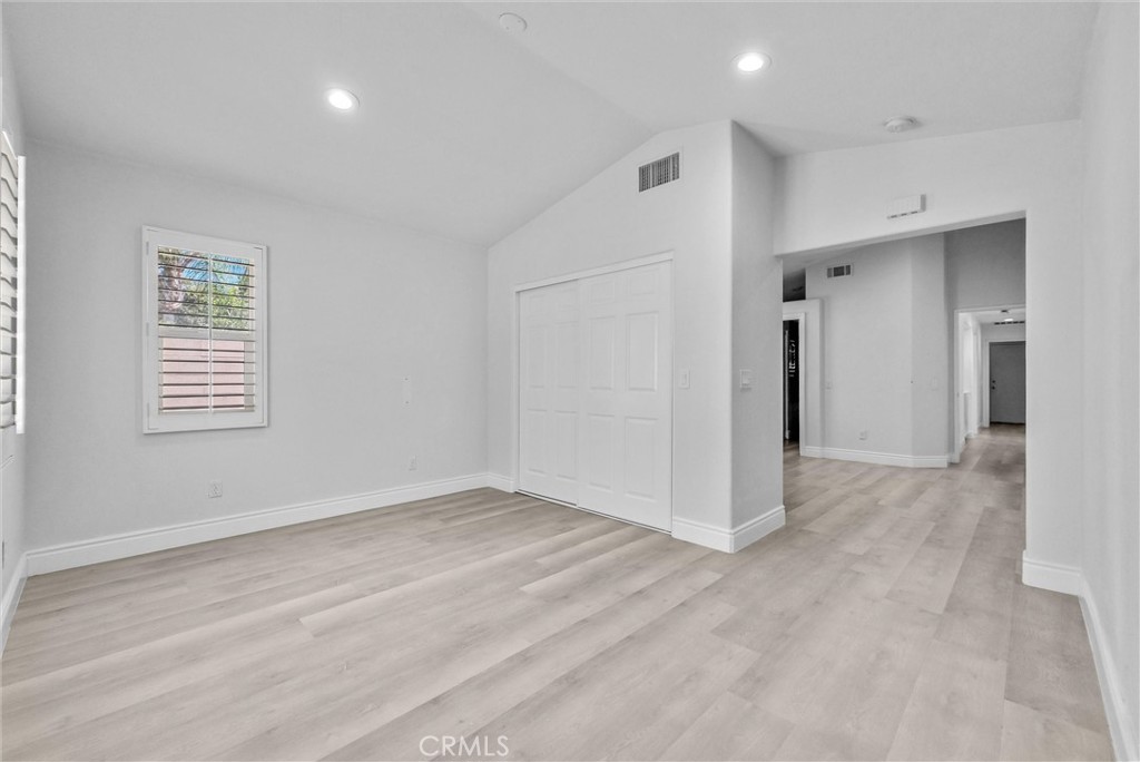 MLS #IV25195106 image #22