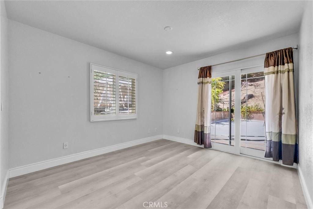 MLS #IV25195106 image #3