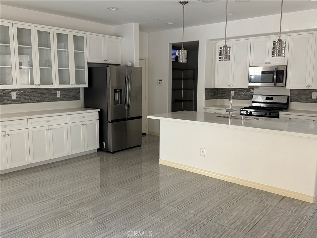 MLS #IV25196267 image #2