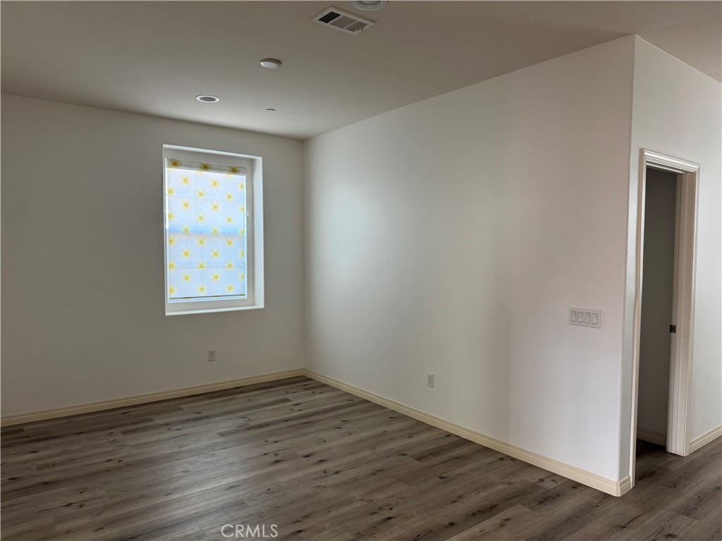 MLS #IV25196267 image #9