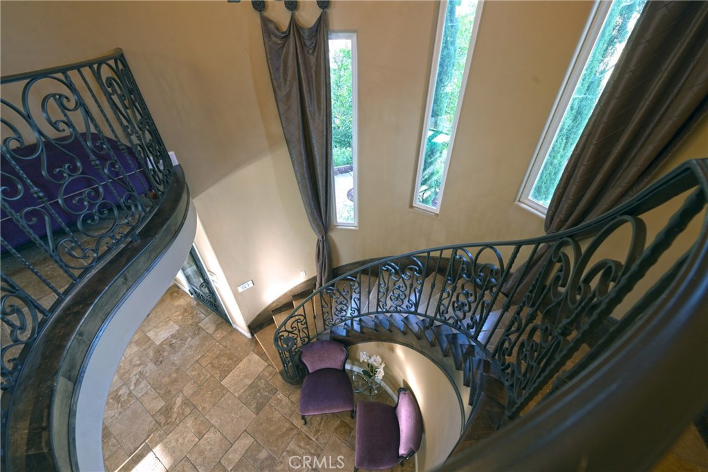 MLS #IV25196473 image #24