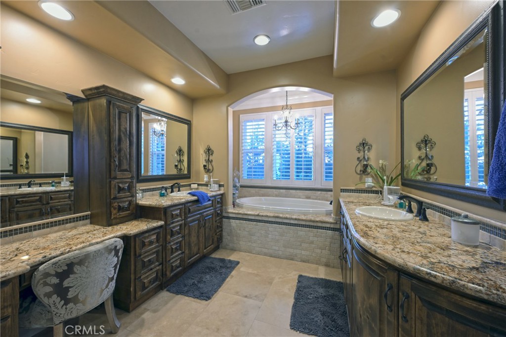 MLS #IV25196473 image #36