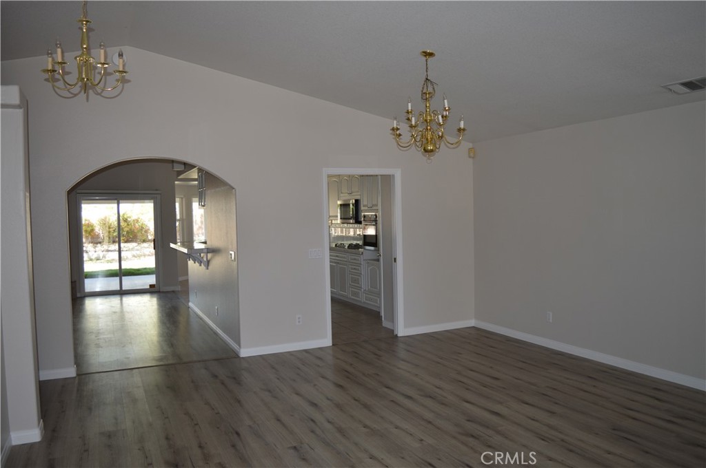 MLS #IV25198231 image #5