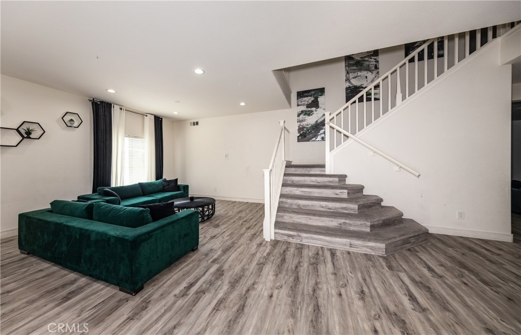 MLS #IV25198479 image #5