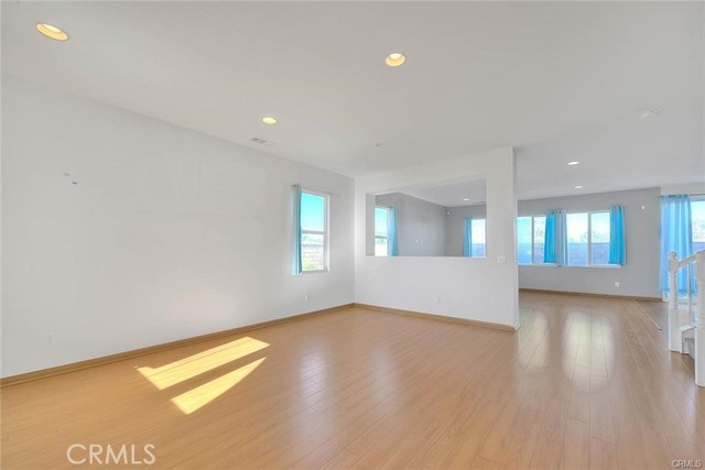 MLS #IV25198790 image #1