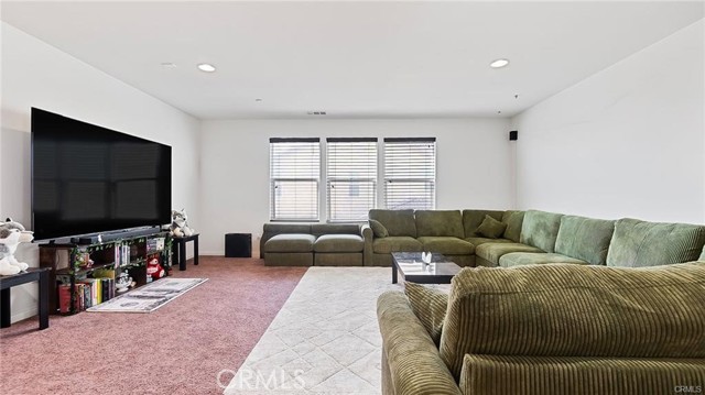 MLS #IV25198790 image #9