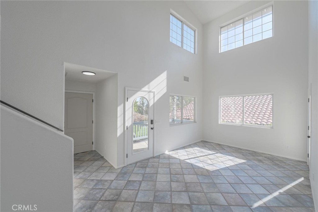 MLS #IV25199007 image #3