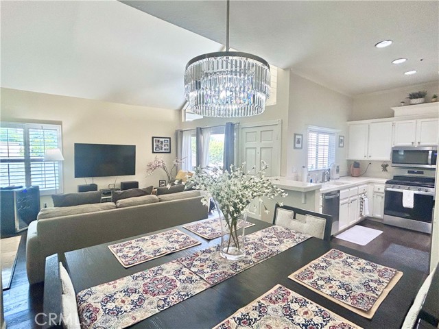 MLS #IV25202985 image #0