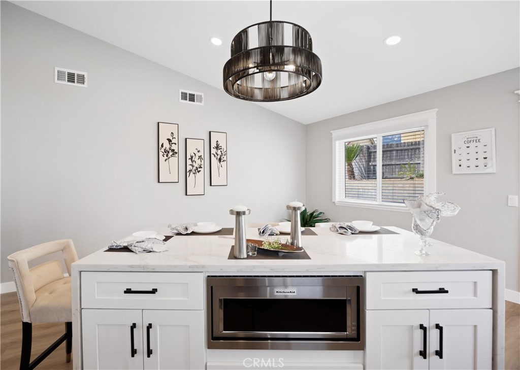 MLS #IV25203049 image #8