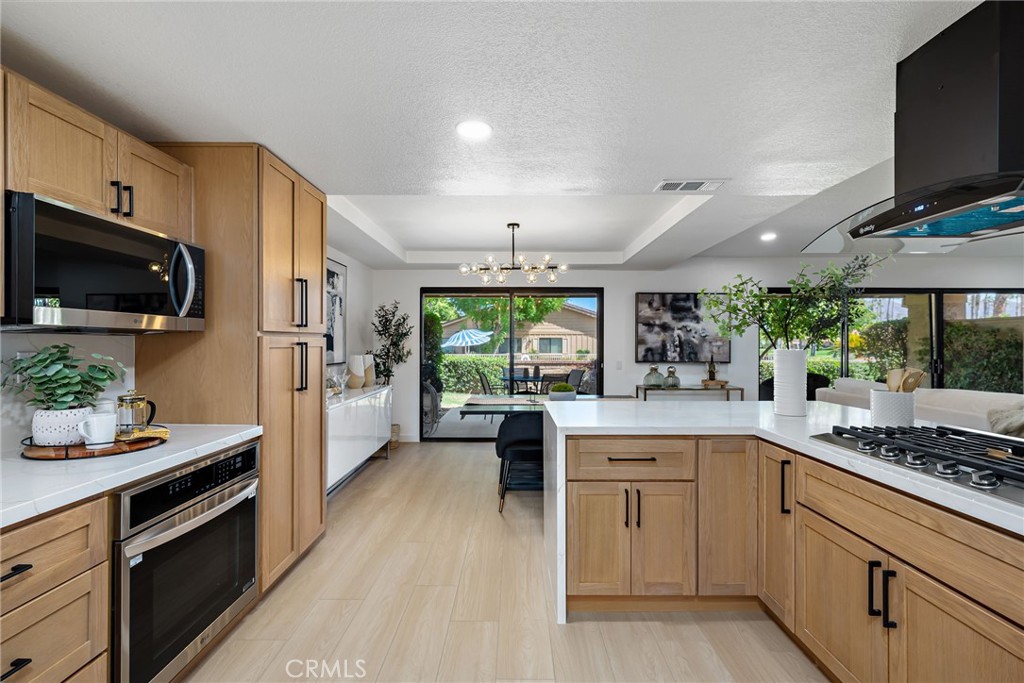 MLS #IV25206988 image #6